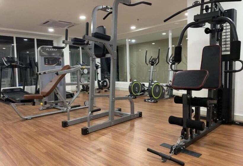 住宿加早餐  Cozy Suite   Near Utar   Champs Elysees Kampar