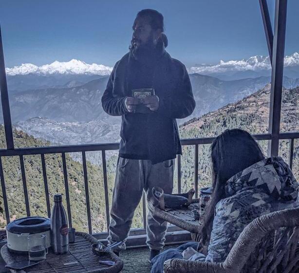 Bed and Breakfast Kanatal Kutir