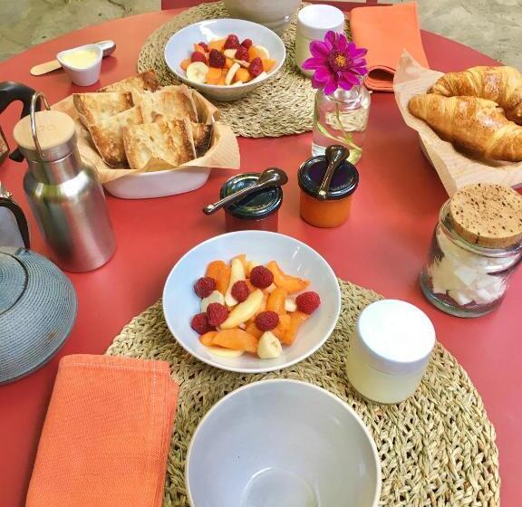 مبيت وإفطار La Dame Jeanne