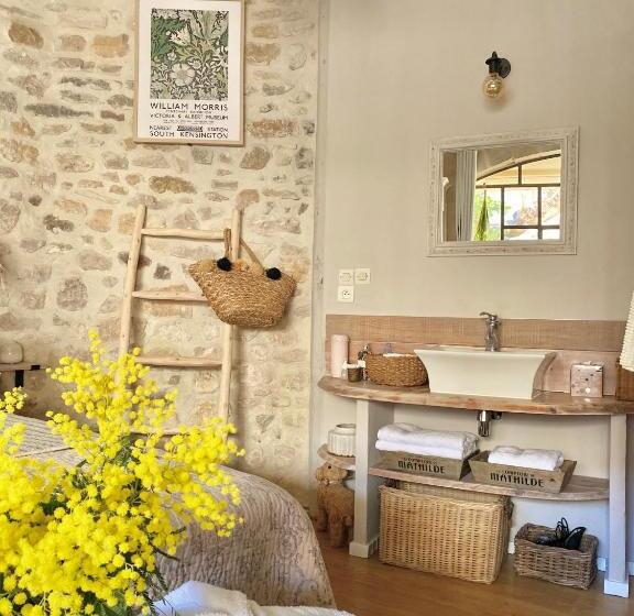 مبيت وإفطار La Dame Jeanne