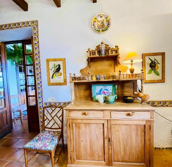 צימר La Rayuela Suites