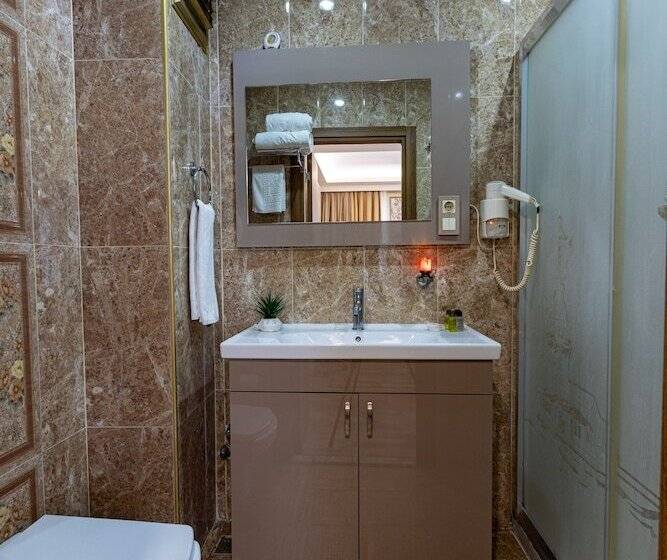 مبيت وإفطار Linnga Hotel & Suite