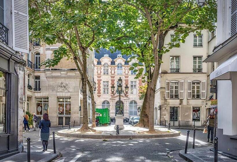 تختخواب و صبحانه New Modern Saint Germain Latin Quarter