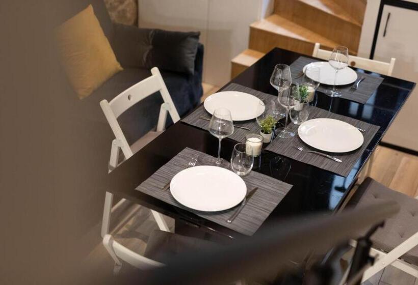 تختخواب و صبحانه New Modern Saint Germain Latin Quarter