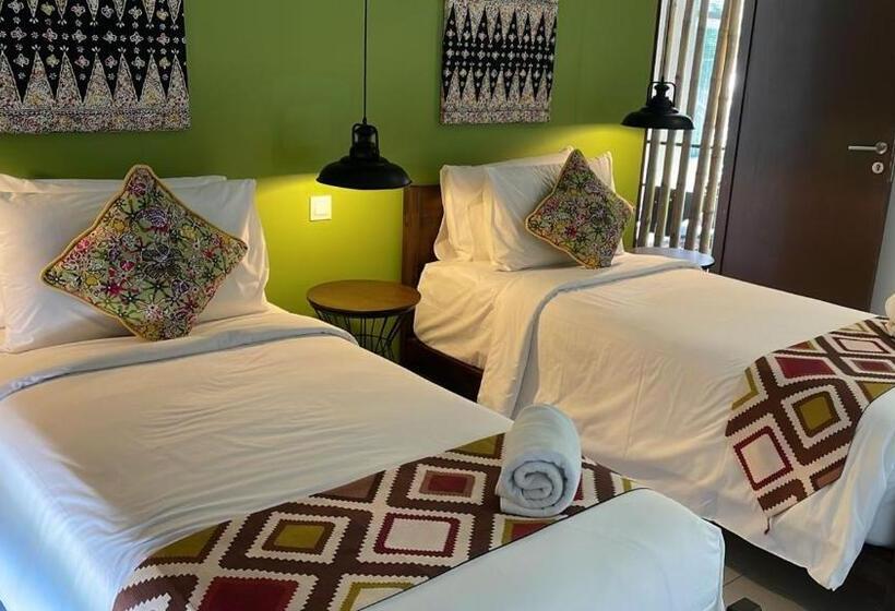 تختخواب و صبحانه Rebungan Resort Langkawi