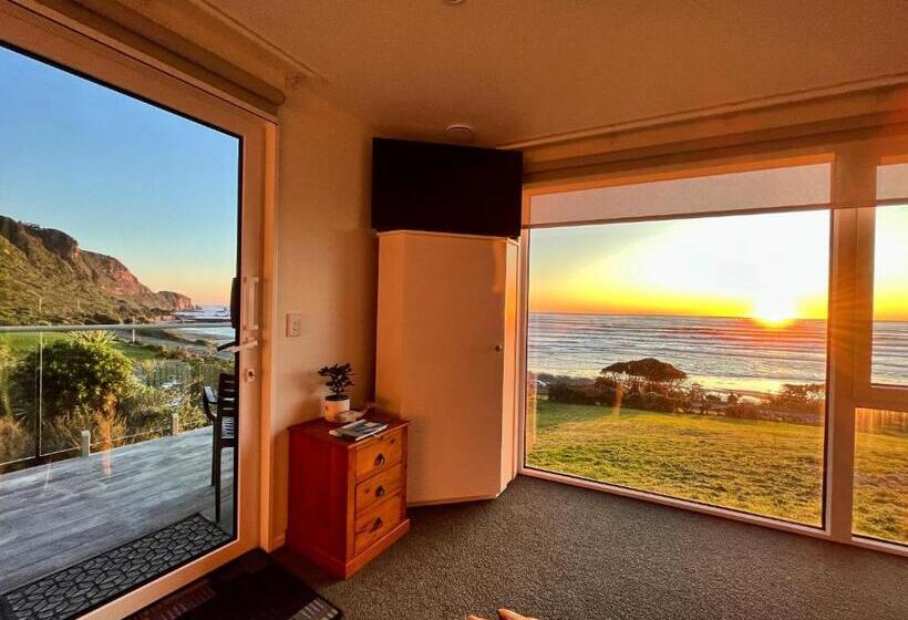 צימר View With A Room Nz   Boutique Beachfront Accommodation On The Great Coast Road