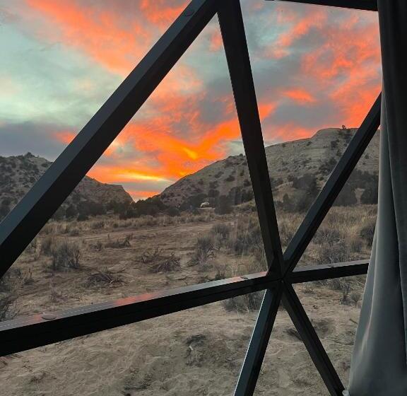 Clear Sky Resorts   Bryce Canyon   Unique Stargazing Domes