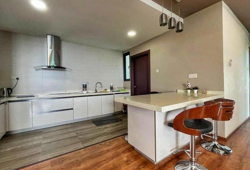 Cozy Homestay Vivacity Megamall