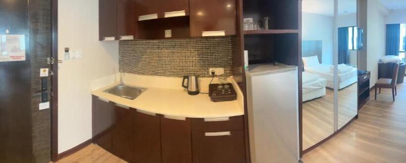 Deluxe Twin Room Ays