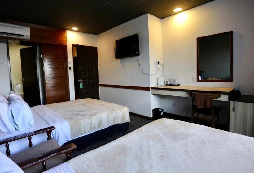 Fata Hotel By Project Borneo