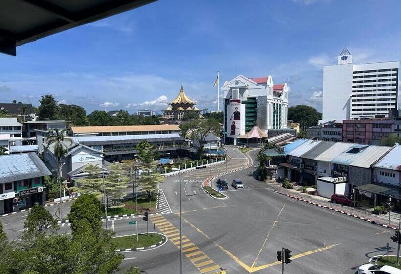 Fata Hotel By Project Borneo