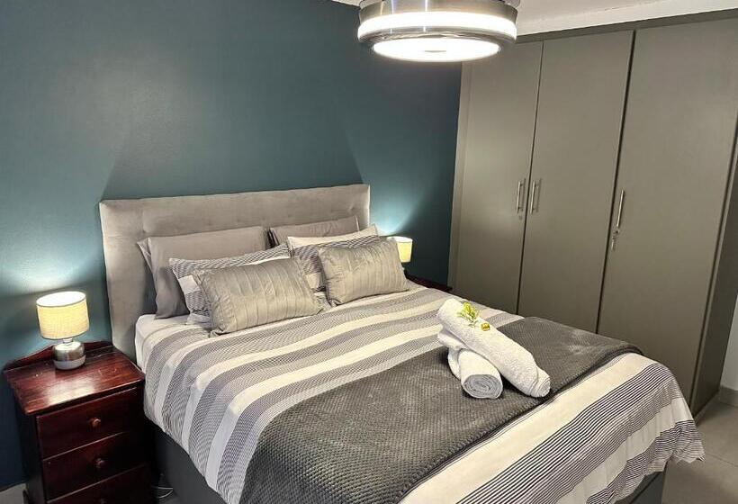 Harbour View Apartment