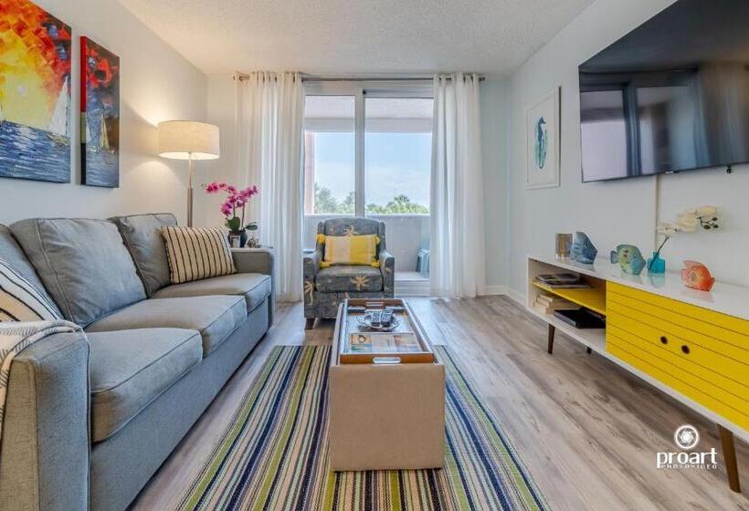 Hello Sunshine Steps To The Beach