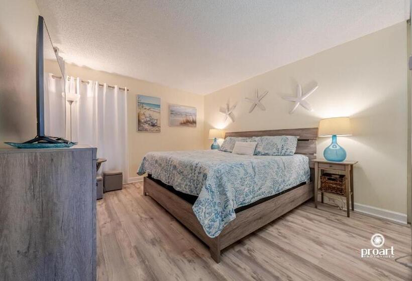 Hello Sunshine Steps To The Beach