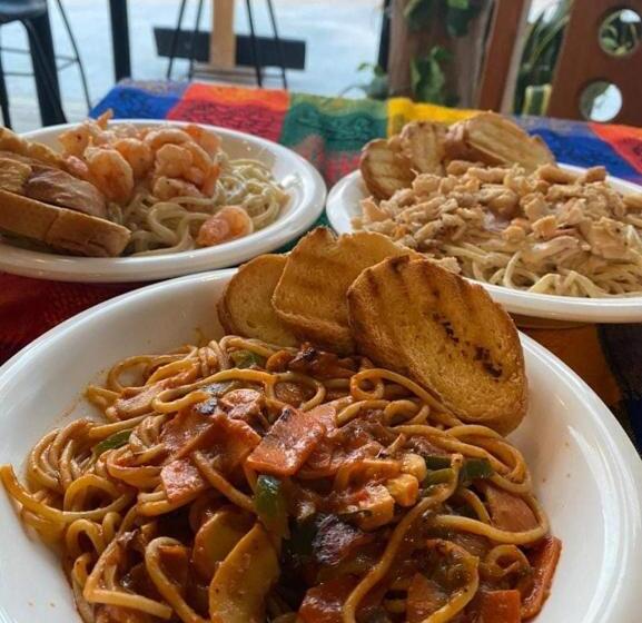 فندق Hidden Jems Mahahual Hostel