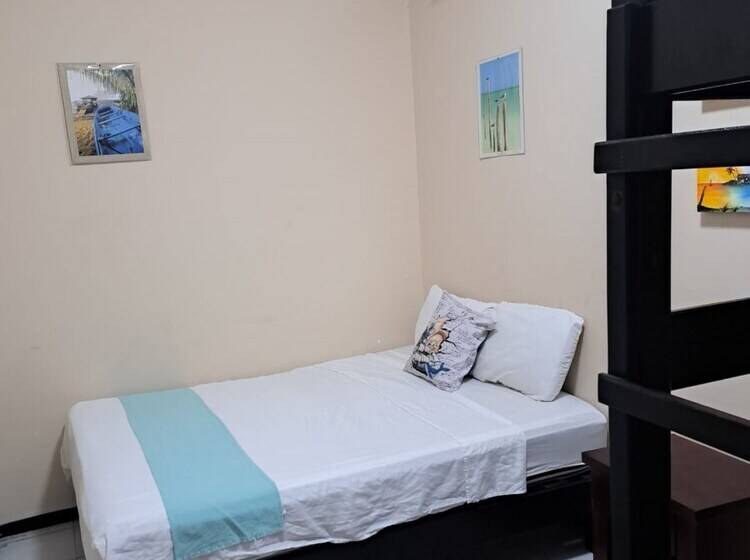 Отель Hidden Jems Mahahual Hostel