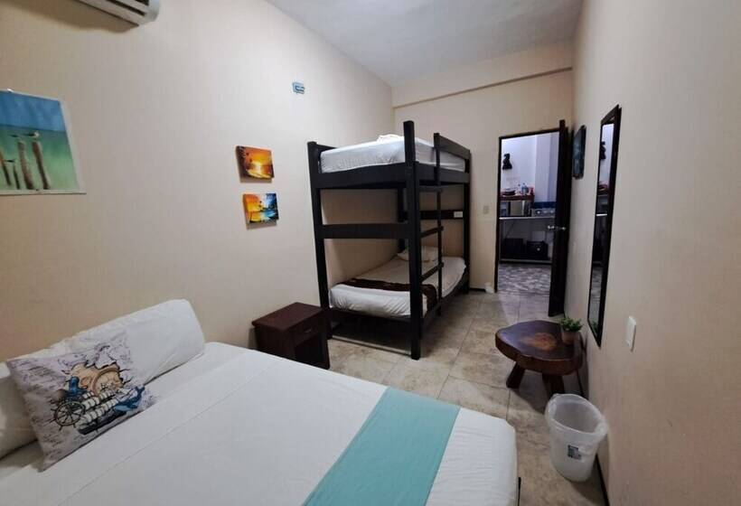 Отель Hidden Jems Mahahual Hostel