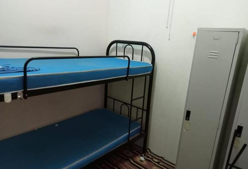 Hostel Dena Moon Inn 1