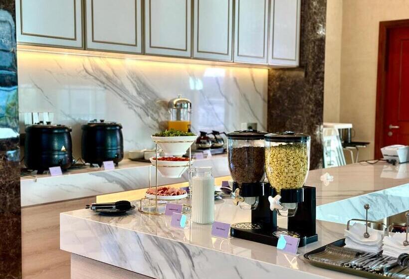 فندق Cameron Lavender Mansion By Play