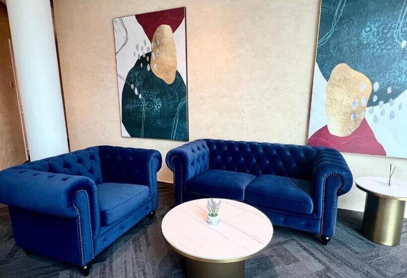 فندق Cameron Lavender Mansion By Play