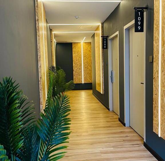 Отель Cyther Stay