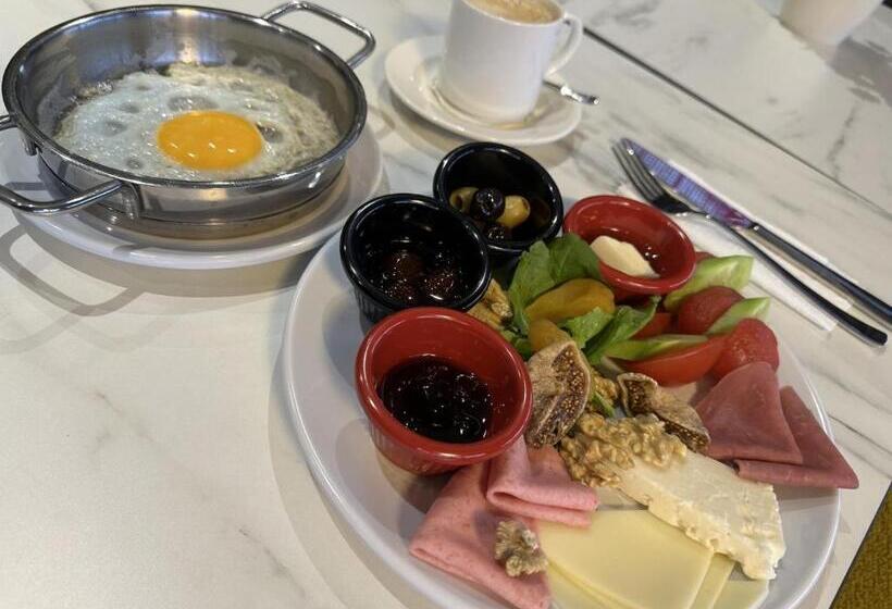 فندق Gardenmode Airport