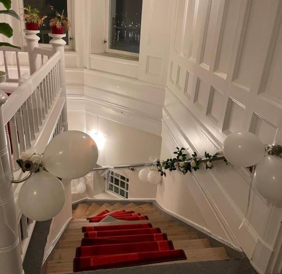 فندق Grand Station Restaurant & Rum