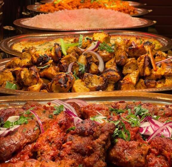 فندق Grand Station Restaurant & Rum