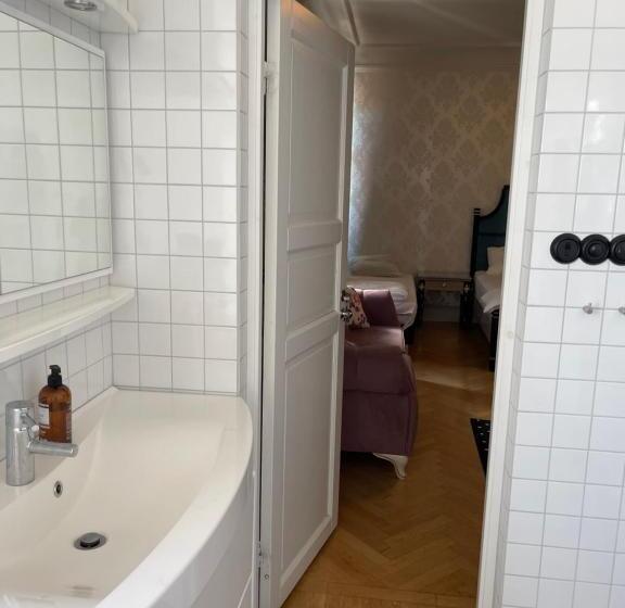 فندق Grand Station Restaurant & Rum