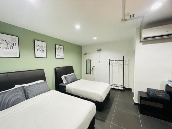 בית מלון כפרי Halo Rooms