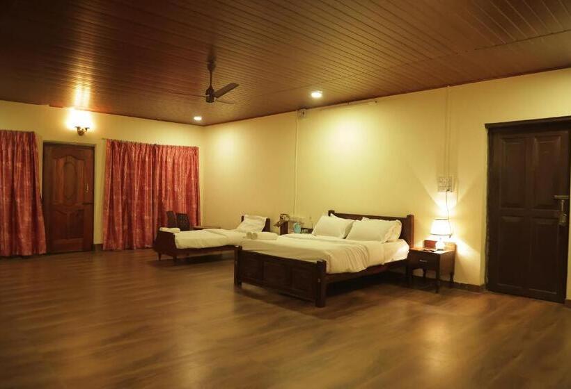 ホテル Harris Holiday Inn