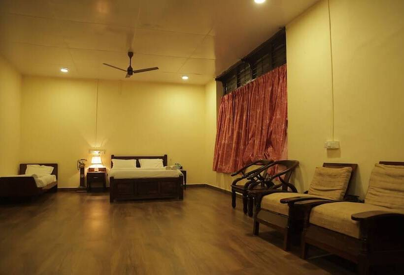 ホテル Harris Holiday Inn