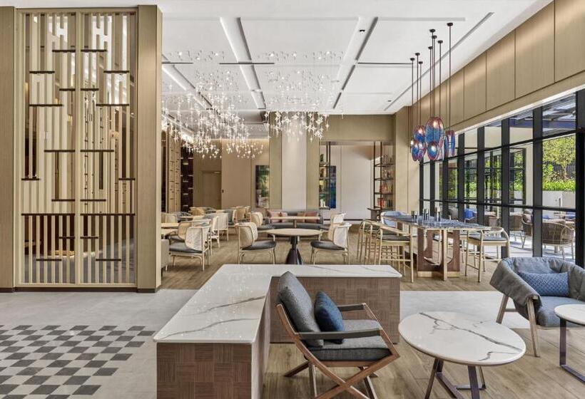 בית מלון כפרי Hyatt Place Johor Bahru Paradigm Mall