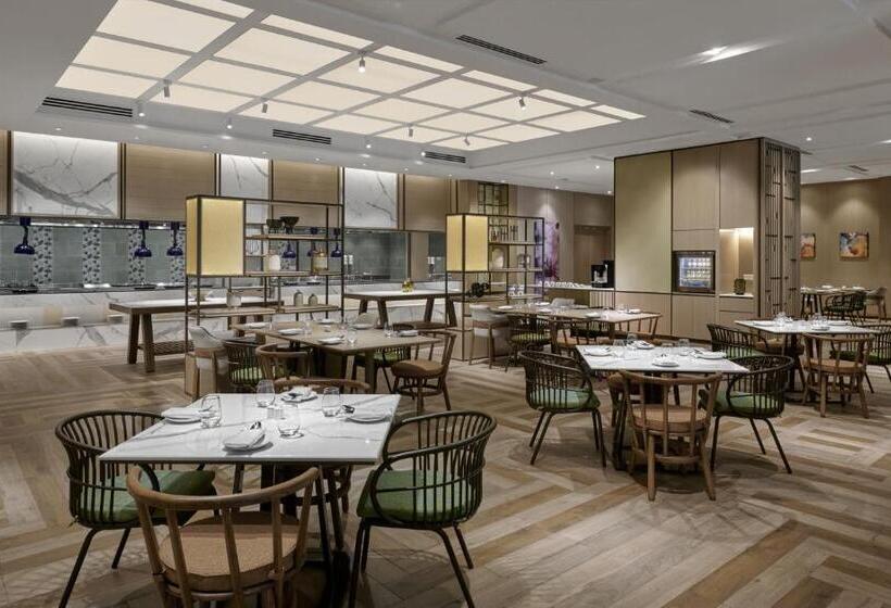 בית מלון כפרי Hyatt Place Johor Bahru Paradigm Mall