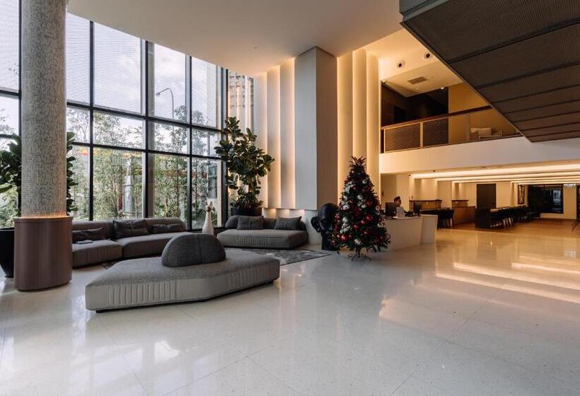 فندق Impiana By Roxy