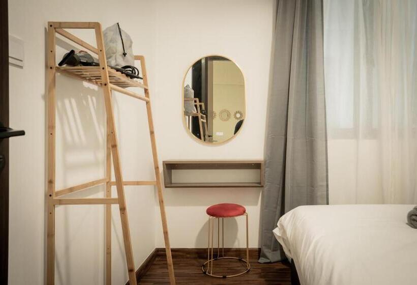 בית מלון כפרי K Avenue By Pinstay