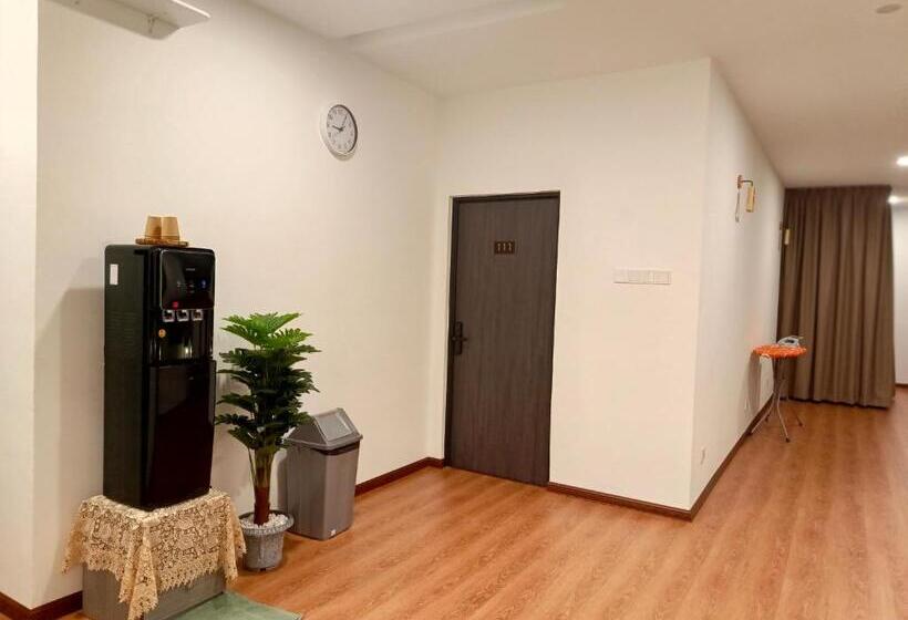 هتل Lestari Inn Residence