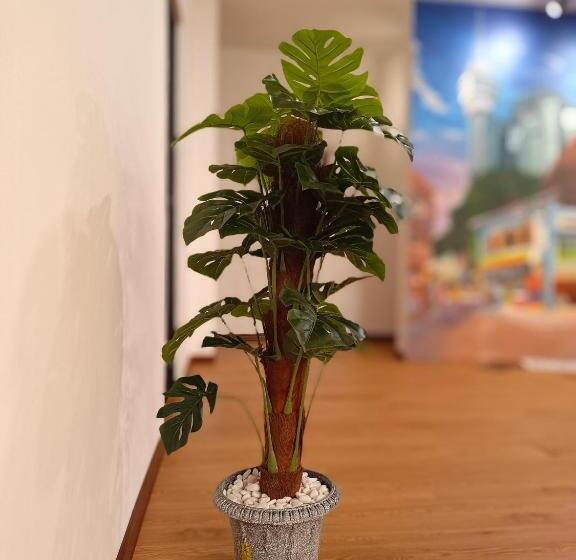 فندق Lestari Inn Residence