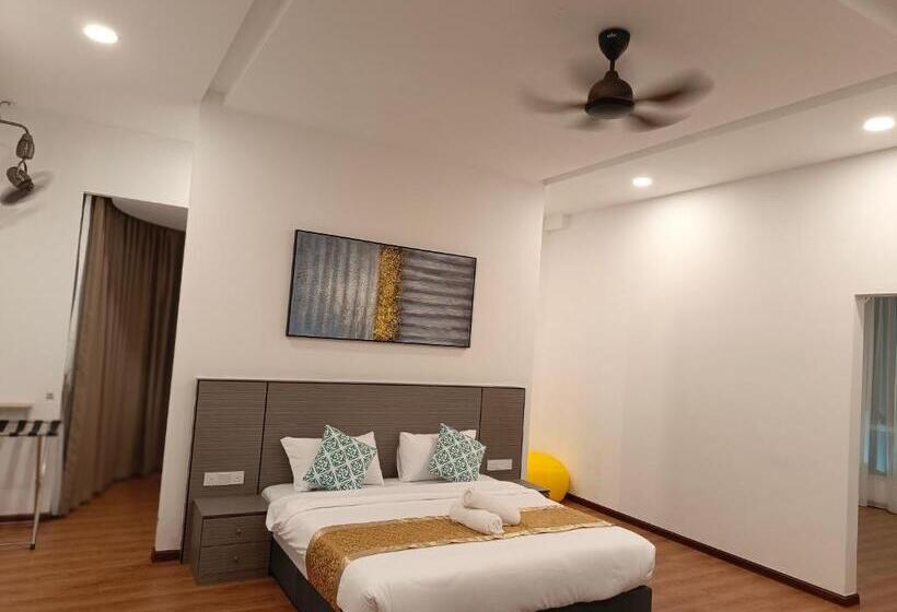 فندق Lestari Inn Residence