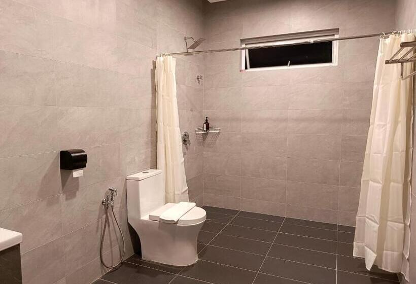 هتل Lestari Inn Residence