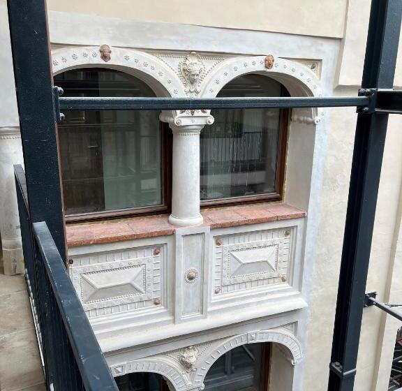 호텔 Maxim Suites By Elias Holl