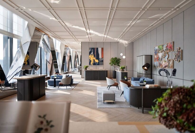 Отель New World Guangzhou