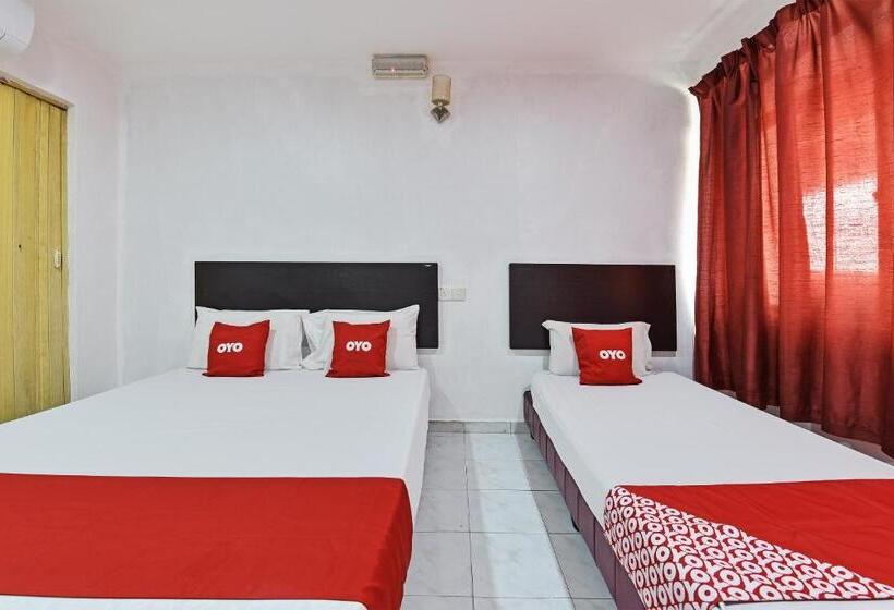 فندق Oyo 90806 Rumah Tumpangan Laut Selatan