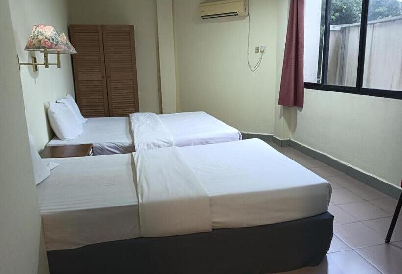 Otel Oyo 90860 Wawasan Inn