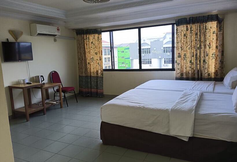 Otel Oyo 90860 Wawasan Inn