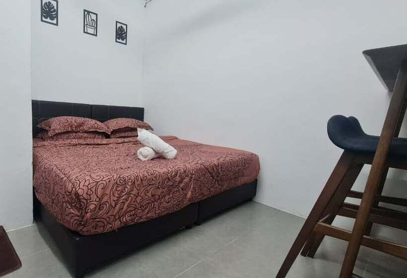 فندق Oyo 90866 Rakyat Inn