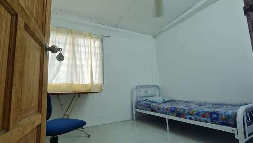 فندق Oyo 90866 Rakyat Inn