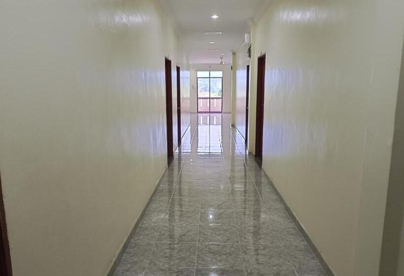 فندق Oyo 90868 Oba