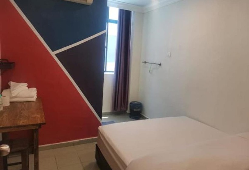 בית מלון כפרי Pine Lodge By Evr Previously Yss Indrawasih