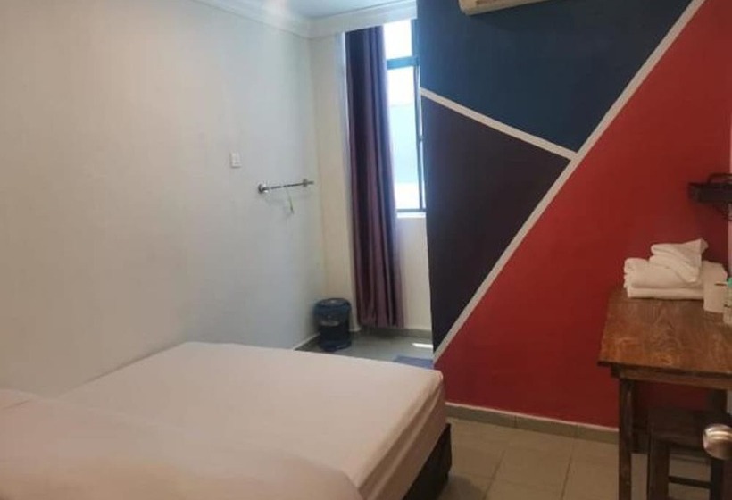 בית מלון כפרי Pine Lodge By Evr Previously Yss Indrawasih